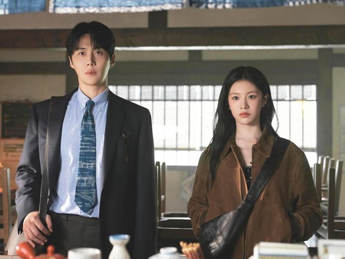 Adegan dalam drama Korea Netflix terbaru 2026 Can This Love Be Translated?