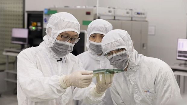 China Sukses Bikin EUV