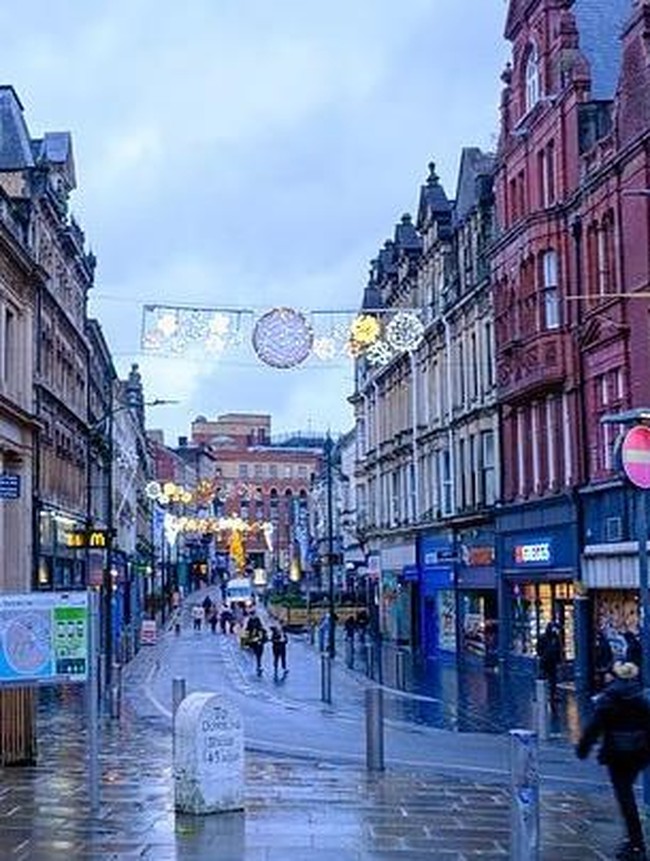 Potret Dekorasi Natal yang Dinilai Konyol tapi Unik