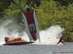 Bukan Editan Photoshop! Foto Dijepret di Waktu Tepat Bikin Melotot