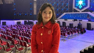 Freya Jayawardana kaget saat namanya diumumkan sebagai kapten baru JKT48. Foto: Instagram Freya Jayawardana