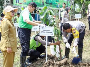 Tanam 11 Ribu Bibit Pohon di Hutan Undip, Kapolda Jateng: Investasi Kehidupan
