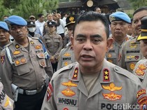 Usai Dibakar Warga, Polsek Muara Batang Gadis Dibangun Lagi