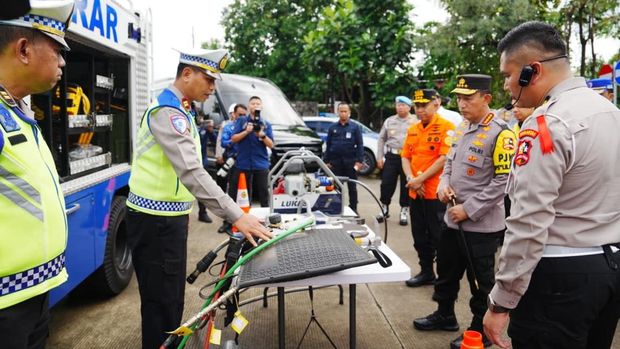 Kapolri cek alat korlantas