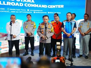 Arus Nataru 2025 Mulai Meningkat, Kapolri: Beri Pelayanan Terbaik ke Masyarakat