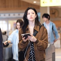 Di luar kisah cintanya, drama Korea Can This Love Be Translated memanjakan mata penonton dengan adegan yang menyorot keindahan Italia, Kanada, dan Jepang. Foto: dok. Netflix