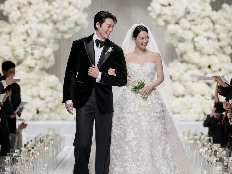 Foto-foto dari Pernikahan Kim Woo Bin dan Shin Min Ah