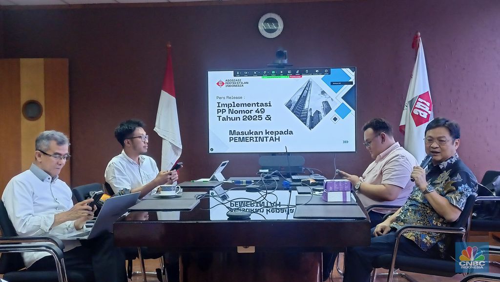 Konferensi pers di kantor API, Senin (22/12/2025). (CNBC Indonesia/Ferry Sandi)