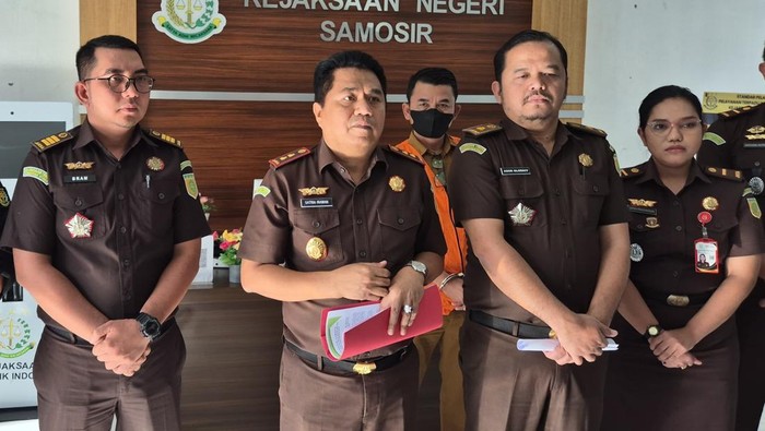 Korupsi Bantuan Bencana dari Kemensos Rp 1,5 Miliar, Kadis di Samosir Ditahan