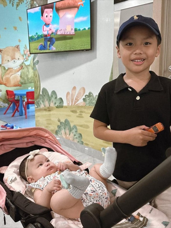 Menyentuh! Larissa Chou Bikin Ucapan Hari Ibu untuk Diri Sendiri