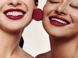 Rekomendasi 7 Lipstik Merah Terbaru untuk Natal dan Tahun Baru 2026