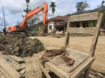Lumpur Pascabencana Dibersihkan, Alat Berat Dikerahkan di Aceh Tenggara
