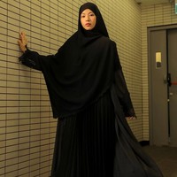 Hijrah Bawa Rezeki! 10 Artis Ini Kini Punya Brand Hijab