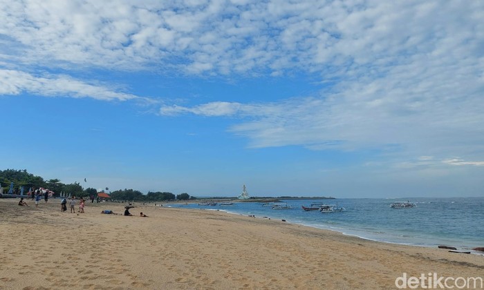 Pantai Jerman di Bali Pantai Jerman di Bali