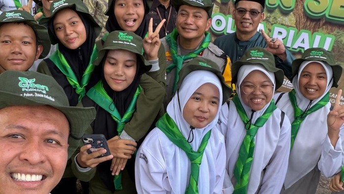 Walkot Pekanbaru Canangkan Penguatan Pendidikan Lingkungan di Sekolah