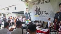 Polda Metro Jaya menegaskan komitmennya untuk terus memberantas peredaran dan penyalahgunaan narkoba di wilayah hukumnya.