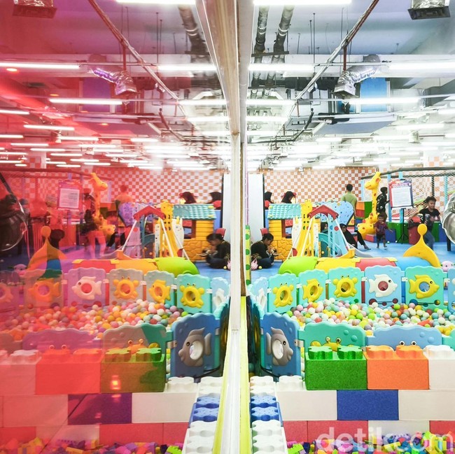 Playground Jadi Pilihan Rekreasi Keluarga Habiskan Libur Akhir Tahun