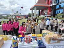 Momen Hari Ibu, Bhayangkari Polda Sumsel Kirim Bantuan ke Aceh dan Sumut