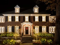 Usai Diprotes Fans, Rumah Home Alone Bakal Direstorasi ke Vibes Natal 90-an
