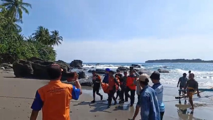 Bocah 7 Tahun di Lampung Hanyut Terbawa Ombak Ditemukan Meninggal Dunia