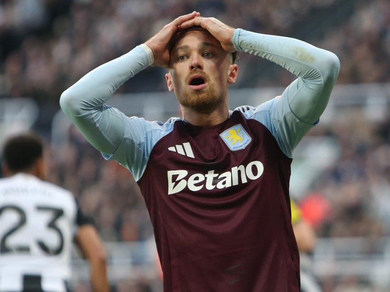 Aston Villa's Matty Cash reacts to a missed chance during the Premier League match between Newcastle United and Aston Villa at St. James's Park in Newcastle, United Kingdom, on December 26, 2024. (Photo by MI News/NurPhoto via Getty Images)