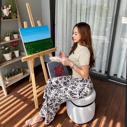 Deretan Karya-karya Aura Kasih: Film, Musik hingga Lukisan