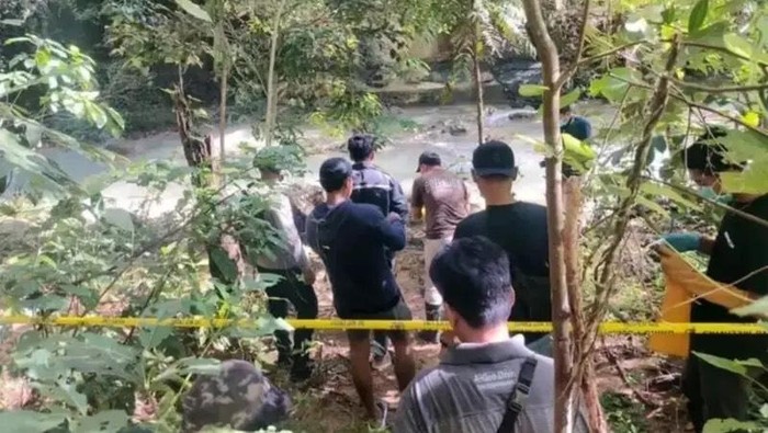 Mayat Wanita Hangus Tanpa Busana di Baubau Diduga Dibunuh 2 Oknum TNI
