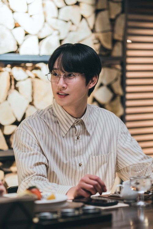 Adegan dalam drama Korea terbaru JTBC 2026 Efficient Dating for Singles.