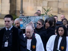 Peti Gary Mani Mounfeld Cover Album The Stone Roses