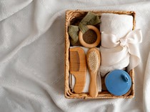 25 Inspirasi Ide Hampers Natal Unik Selain Makanan, Bermanfaat dan Penuh Kesan