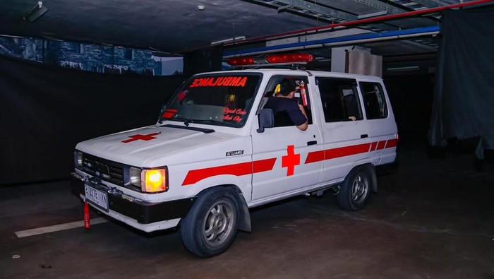 Agak Laen! Ultah Anak Ririn Ekawati Bertemakan Horor, Ada Ambulans dan Pocong