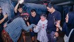 Agak Laen! Ultah Anak Ririn Ekawati Bertemakan Horor, Ada Ambulans dan Pocong