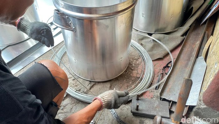 Kampung dandang lintas generasi di Surabaya