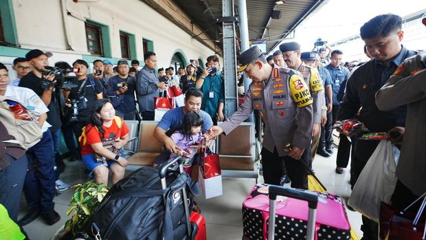 Kapolri di Pasar Senen