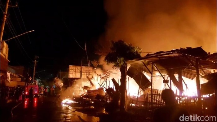 Pasar Pagi Pemalang Terbakar!