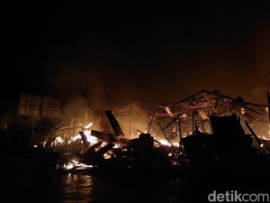 Pedagang Pasar Pagi Pemalang Dengar Ledakan Sebelum Kebakaran Hebat