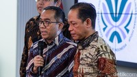Sebagai langkah awal, Kementerian Lingkungan Hidup bersama Kementerian Pendidikan Tinggi, Sains, dan Teknologi (Kemendiktisaintek) menyusun kajian cepat atau rapid assessment yang ditargetkan rampung pada Januari 2026. Kajian tersebut menjadi dasar penentuan lokasi rehabilitasi permukiman dan lahan pertanian agar lebih aman dari risiko bencana.