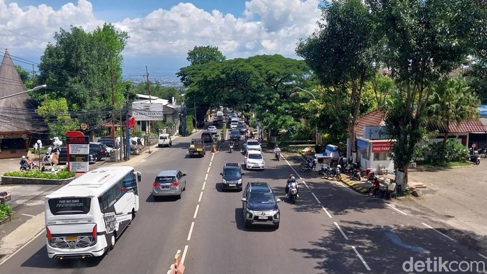 Pantauan Terkini Lalu Lintas di Kota Batu Saat Libur Nataru