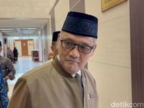 Video: Komisi VIII DPR Rapat Tertutup Bareng Menteri Haji, Bahas Apa?