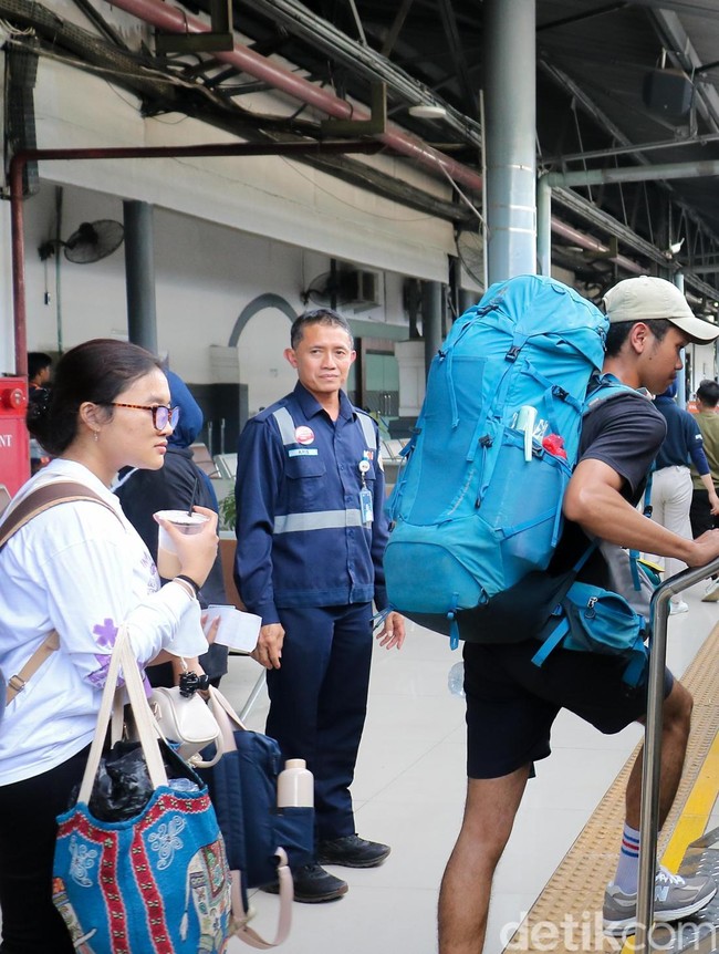 Motis Nataru Dilepas di Pasar Senen, 3.712 Motor Mudik Gratis Naik Kereta