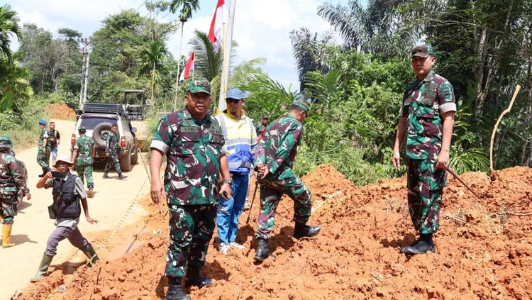 Pangdam I/BB Cek Posko-Lokasi Bencana Alam di Sumut