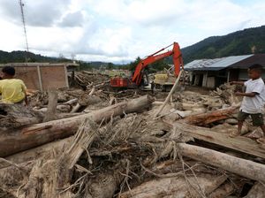 Mendagri Sebut Kepala Daerah Usul Korban Bencana Dimasukkan PKH Sementara