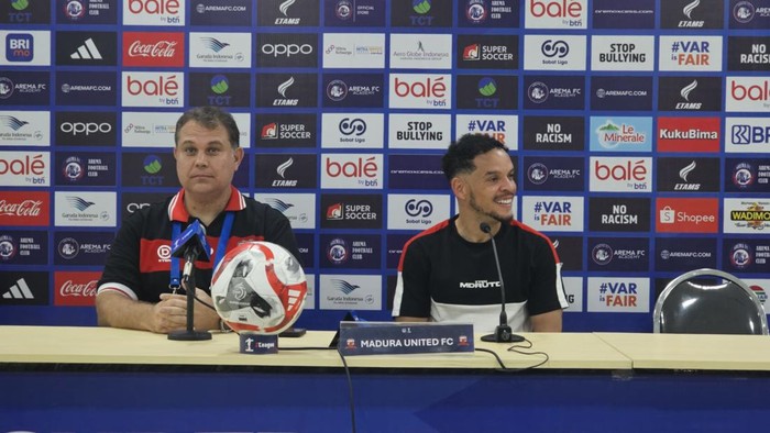 Puja-puji Pelatih Madura United ke Pemain Usai Sukses Imbangi Arema FC