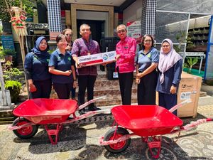 Beri Bantuan Sarana Urban Farming, BRI Perkuat Pemberdayaan KWT Kota Pala