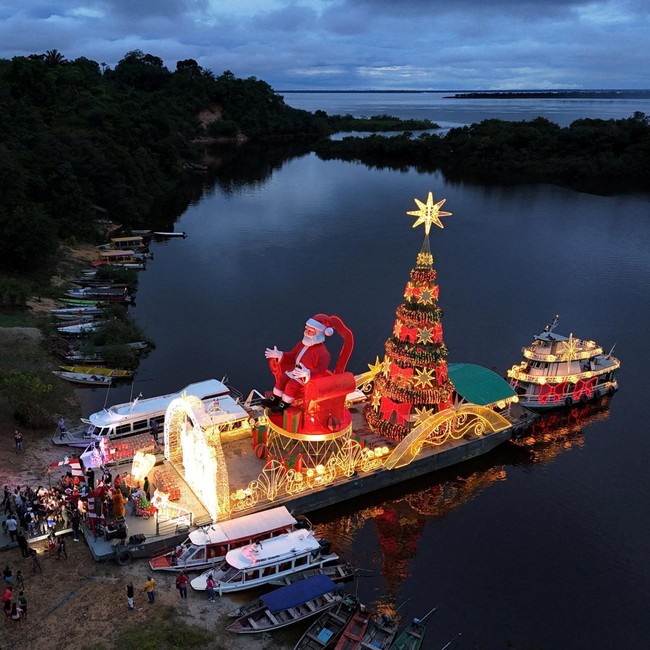 Perahu Santa Terangi Amazon, Natal Hadir hingga Pedalaman Brasil