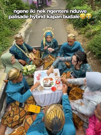 Viral Pengantin di Purwerejo, Naik Mobil Bak Terbuka tapi Konsepnya Mewah