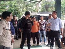 Ancaman Bom Dikirim Terduga Pelaku via Email ke 10 Sekolah di Depok