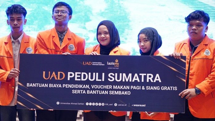 UAD Beri Bantuan ke Mahasiswa Terdampak Bencana Sumatera