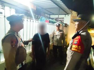 Diduga Mencuri, Perempuan Asal Lombok Utara Diamuk Massa di Mataram