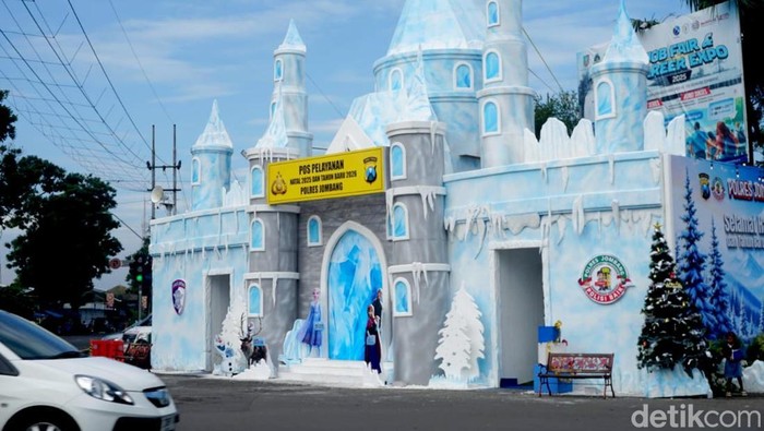 Pos pelayanan (Posyan) Natal dan Tahun Baru Polres Jombang